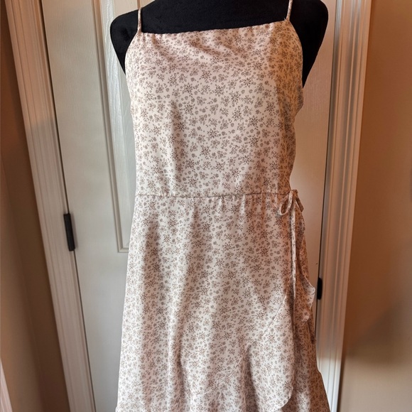 Altar'd State Dresses & Skirts - Altar'd State Floral Smocked mini Dress